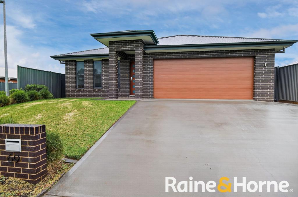 69 MAGNOLIA BVD, DUBBO, NSW 2830