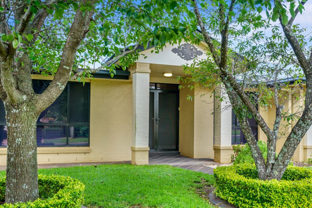 14 Holt St, Middle Ridge, QLD 4350