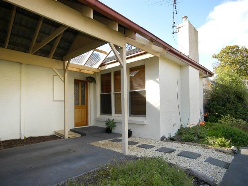 1/6 Kuebler St, Glen Waverley, VIC 3150