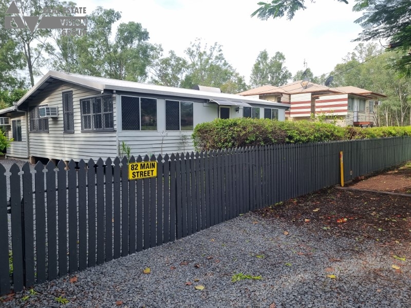 82 Main St, Bluff, QLD 4702