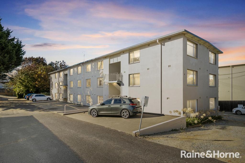 10/6 Stornaway Rd, Queanbeyan, NSW 2620