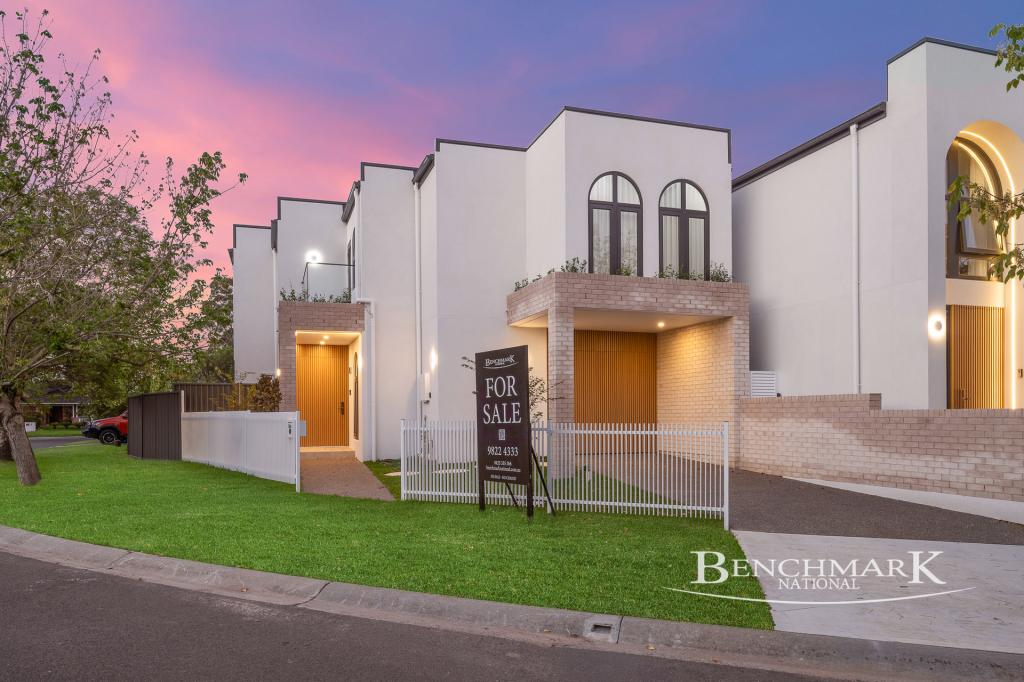 8 Ancura Ct, Wattle Grove, NSW 2173