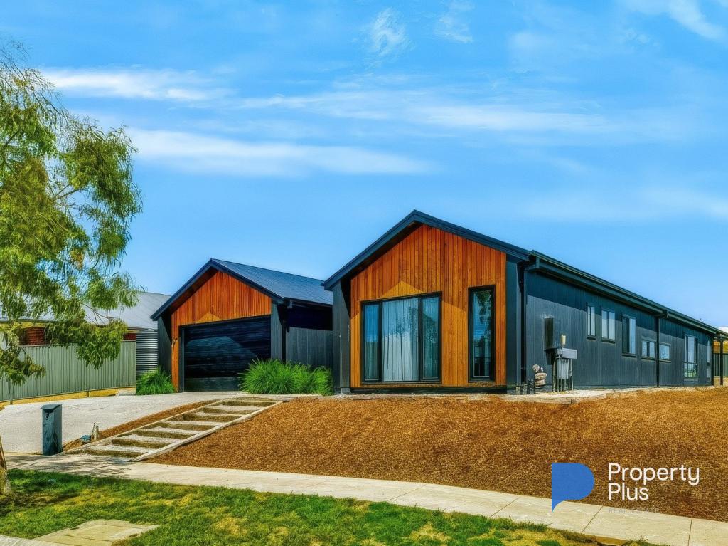 8 Banksia Ct, Campbells Creek, VIC 3451