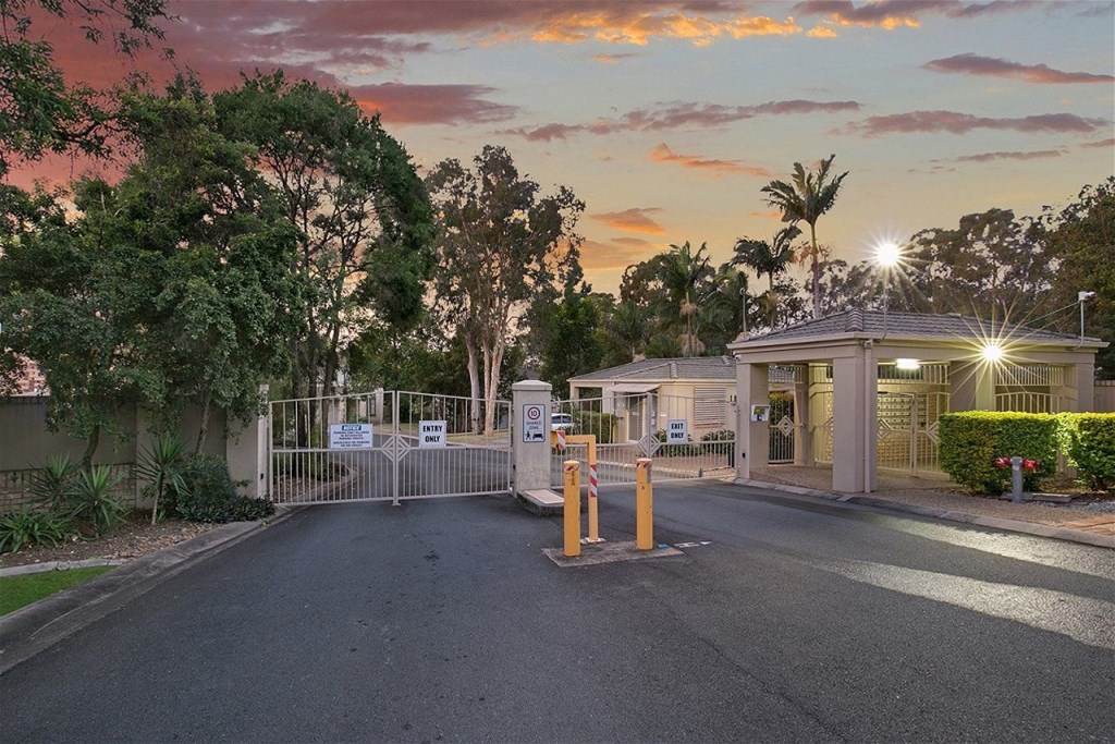 115 GUMTREE ST, RUNCORN, QLD 4113