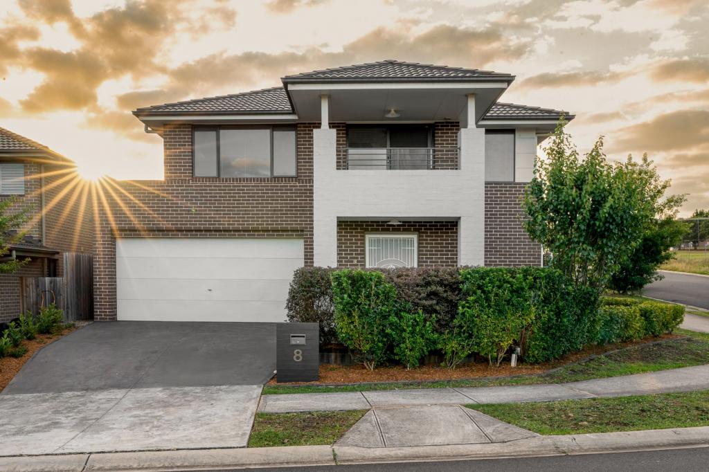 8 PORT HEDLAND RD, EDMONDSON PARK, NSW 2174