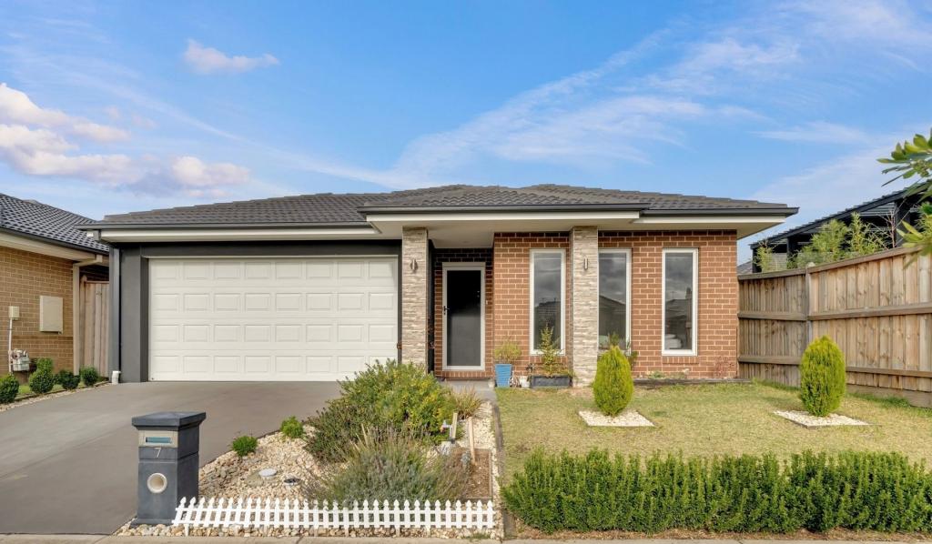 7 WEIR TCE, OFFICER, VIC 3809