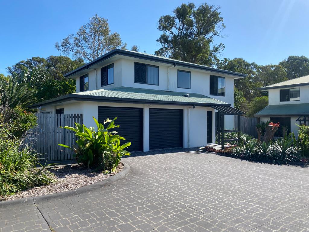 1/112 Colyton St, Torquay, QLD 4655