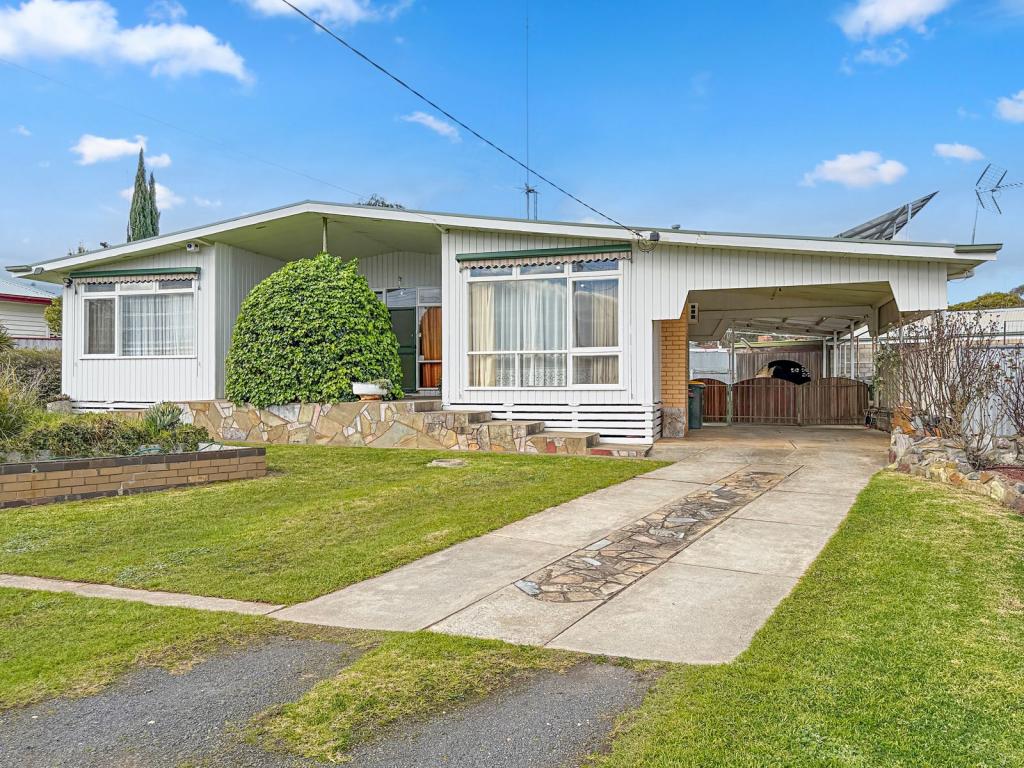 18 Gearing St, Maryborough, VIC 3465