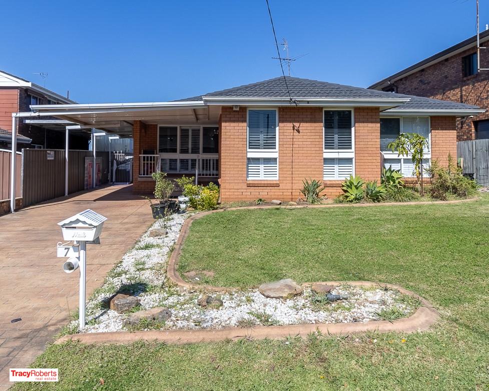 7 Rowena St, Greystanes, NSW 2145