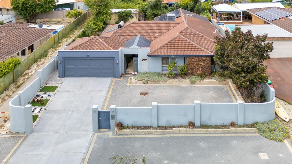 239 Dampier Ave, Kallaroo, WA 6025