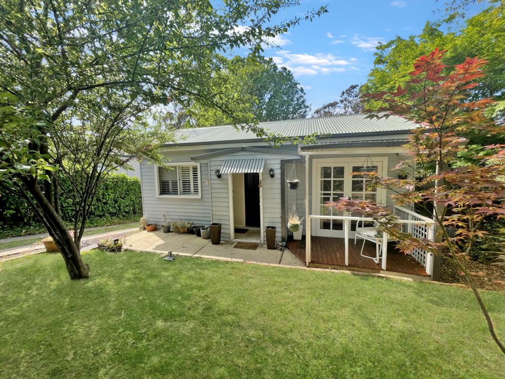 23 Birdwood Pde, Hazelbrook, NSW 2779
