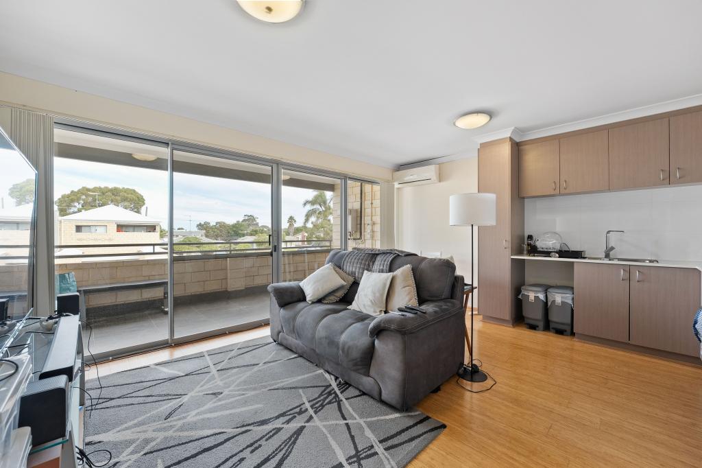 13/20 Service St, Mandurah, WA 6210