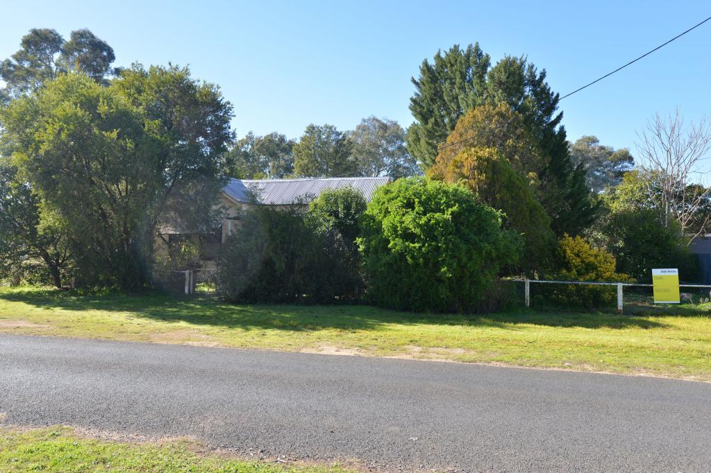 12 Bullinda St, Binnaway, NSW 2395