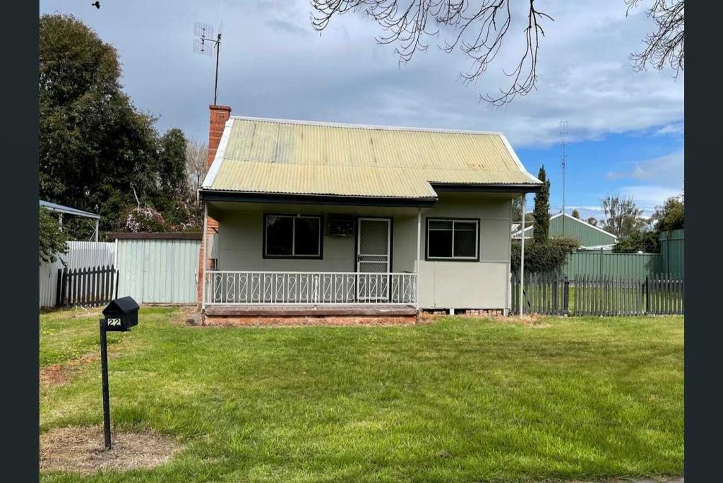 22 Finley St, Tocumwal, NSW 2714
