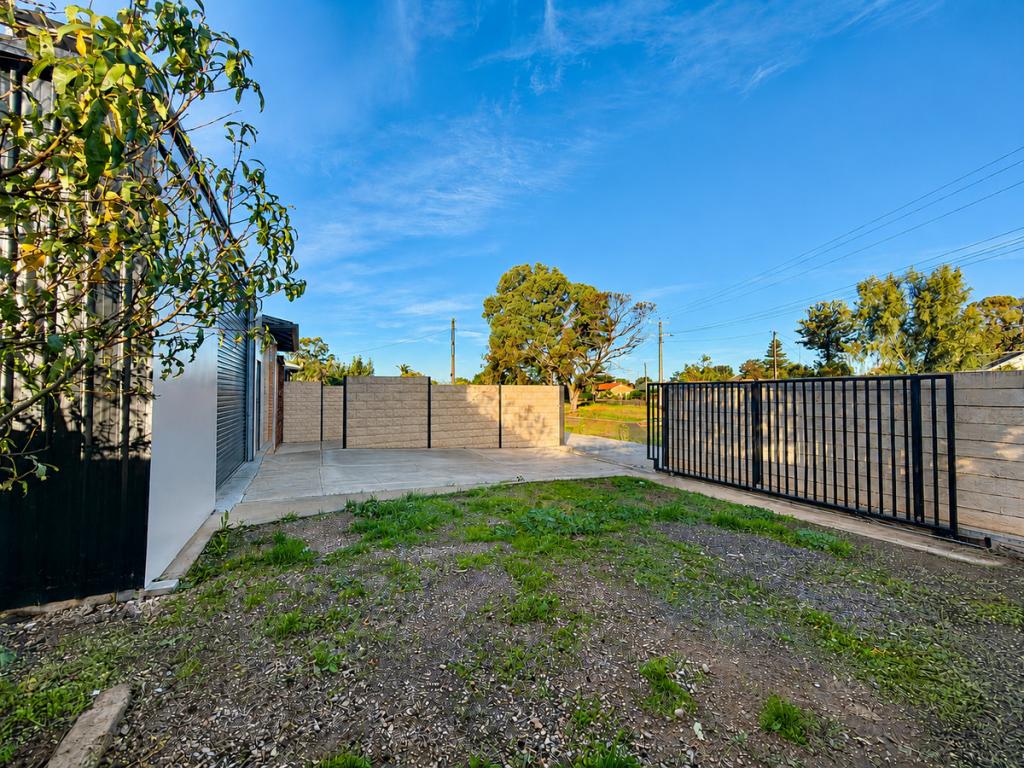 52 Plenty St, Risdon Park South, SA 5540
