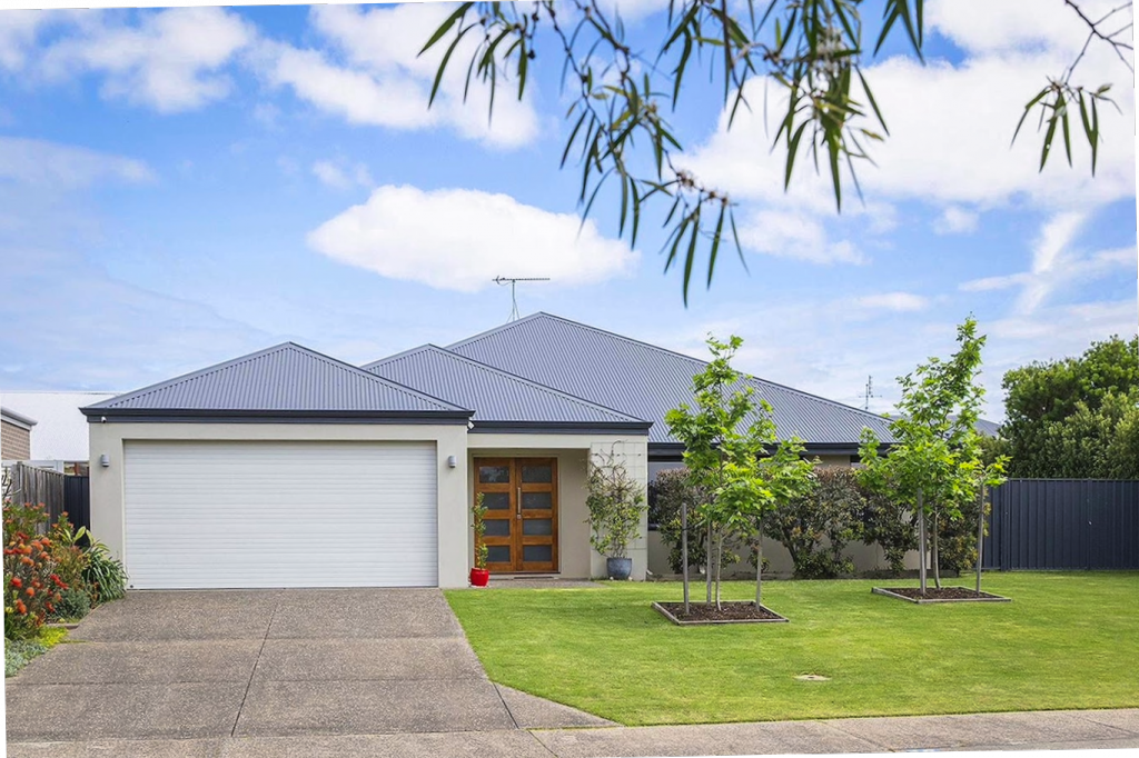 16 BUTTERWORTH SPRINGS AVE, DUNSBOROUGH, WA 6281
