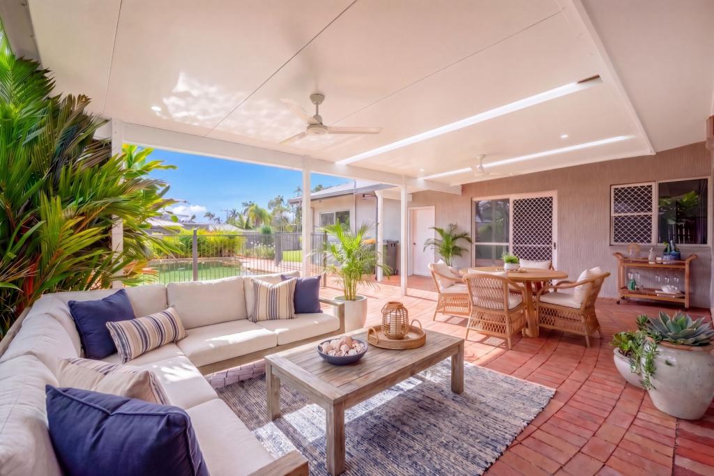 72 Callum St, Mooroobool, QLD 4870