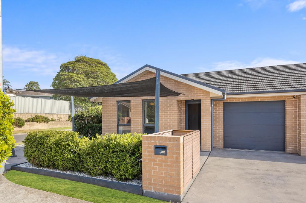 30 Churchill Cct, Barrack Heights, NSW 2528