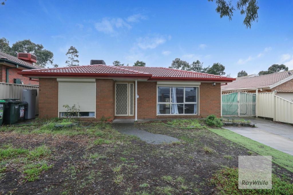 17 SOLANDER CT, ROXBURGH PARK, VIC 3064