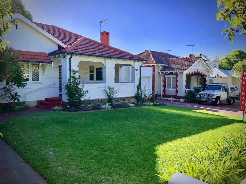 33 BROOME ST, NEDLANDS, WA 6009