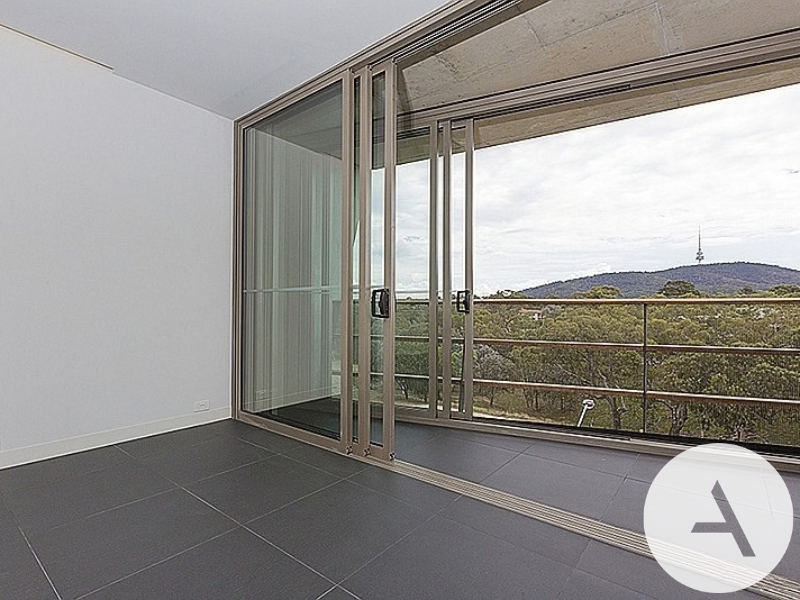 508/25 EDINBURGH AVE, CANBERRA CITY, ACT 2601
