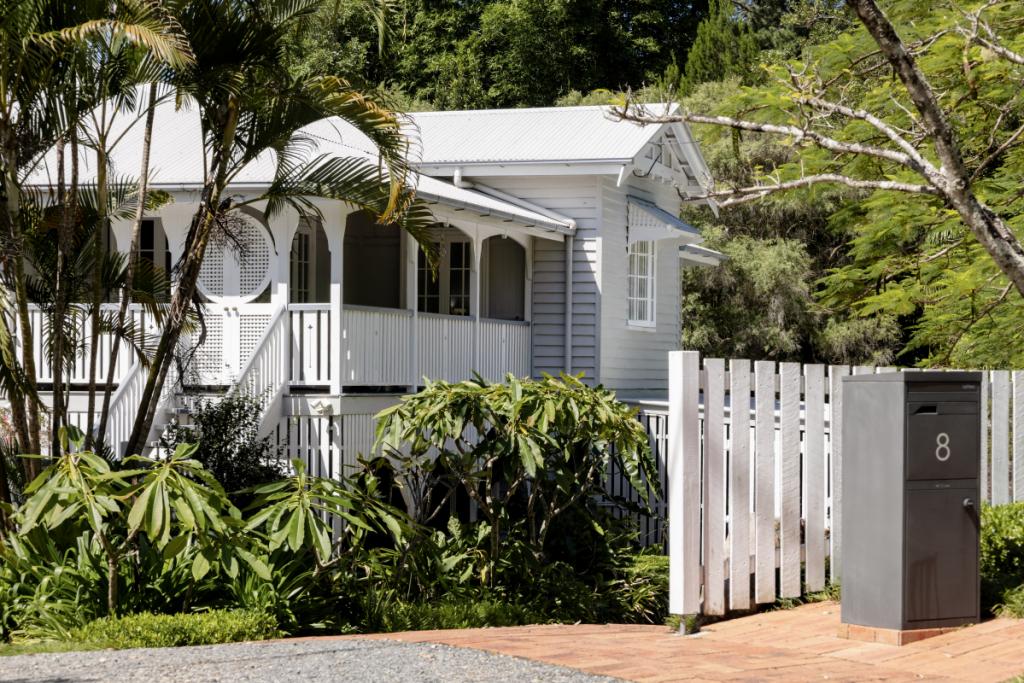 8 Kaalba Ct, Kiels Mountain, QLD 4559