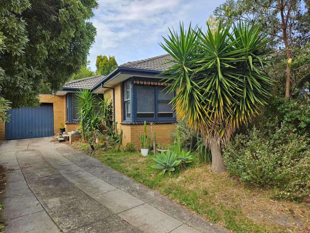 42 AXFORD CRES, OAKLEIGH SOUTH, VIC 3167