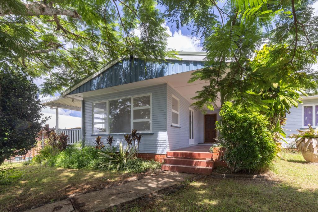 27 Macadamia Dr, Maleny, QLD 4552