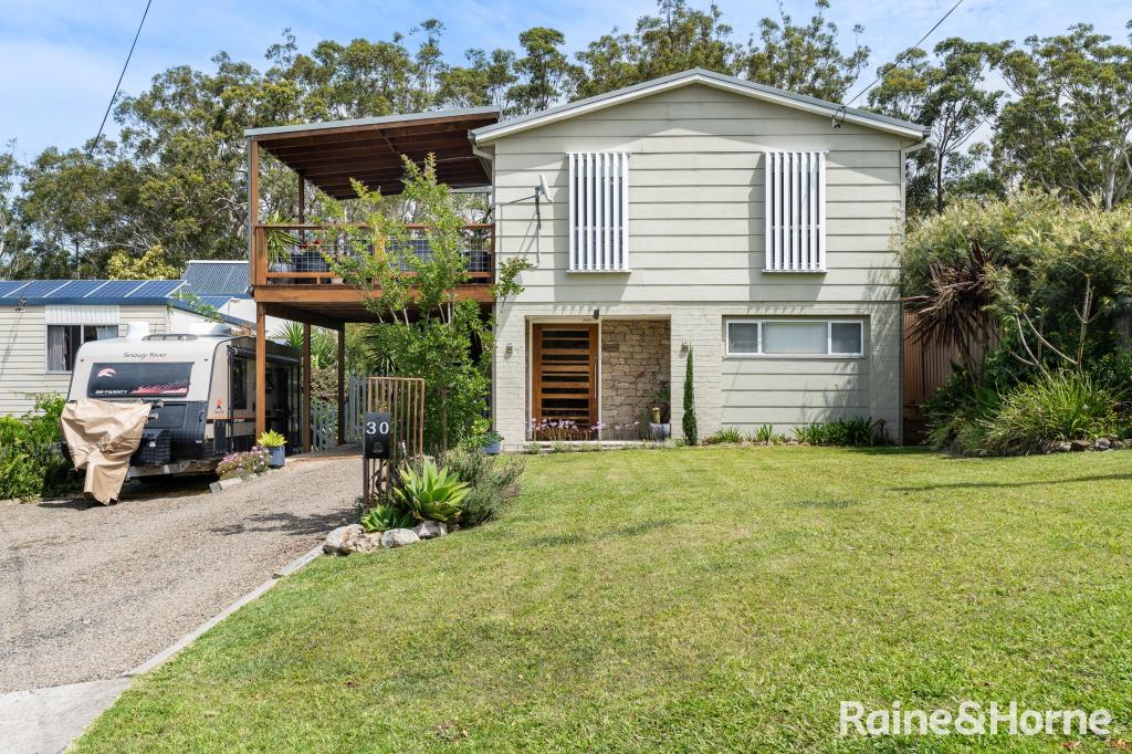 30 Spinks Ave, Lake Conjola, NSW 2539