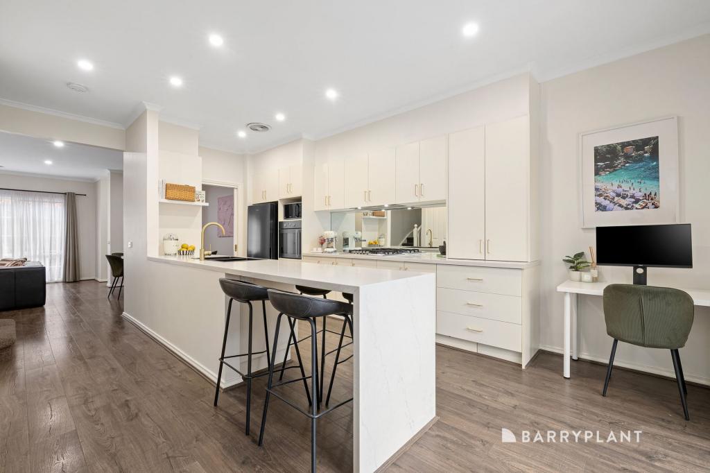 10 Hester Walk, Macleod, VIC 3085