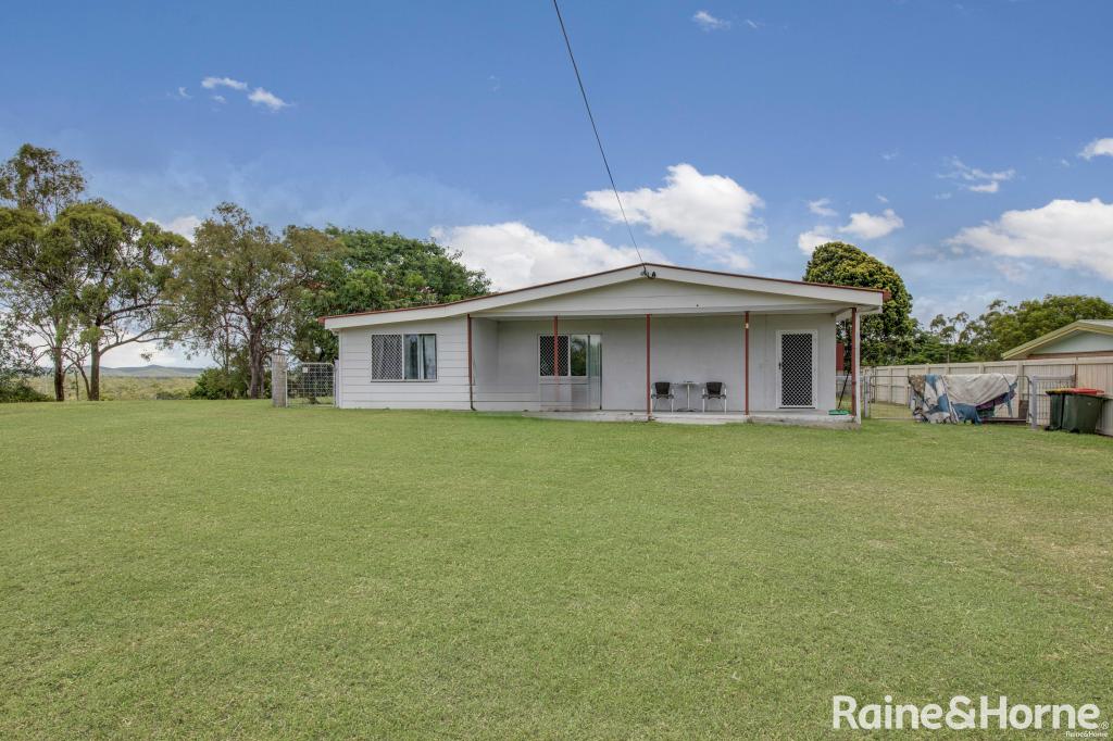 14 Balfour St, Mount Larcom, QLD 4695