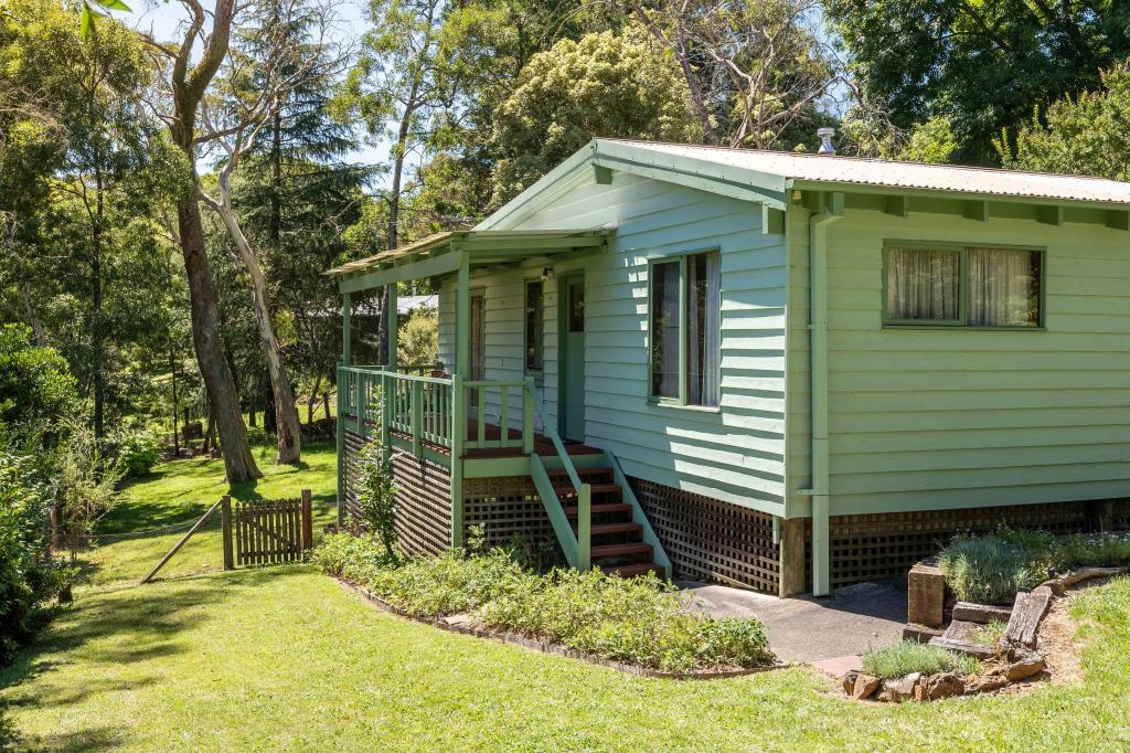 98 Clarence Rd, Blackheath, NSW 2785