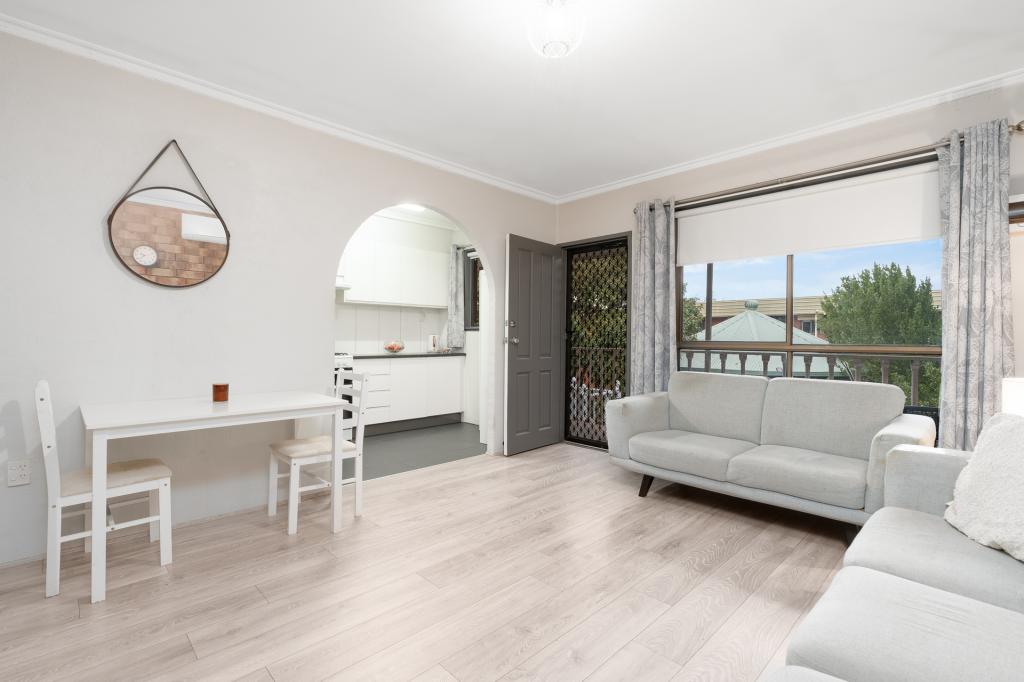 4/20 Heytesbury St, Herne Hill, VIC 3218