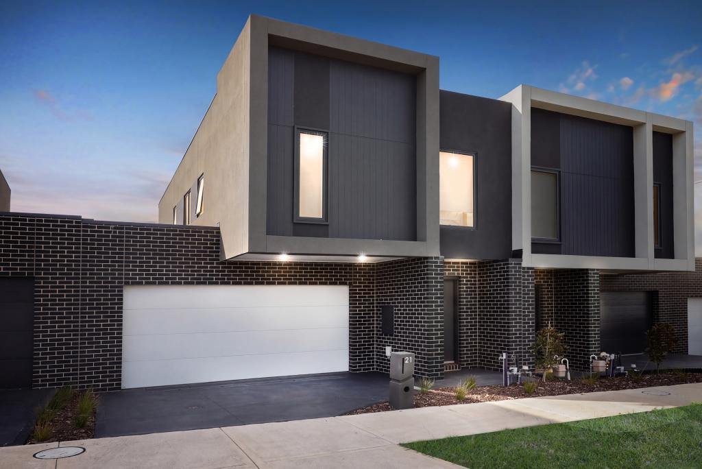 21 Siddell Rd, Greenvale, VIC 3059