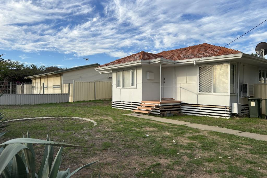 8 Oleander Cres, Rangeway, WA 6530