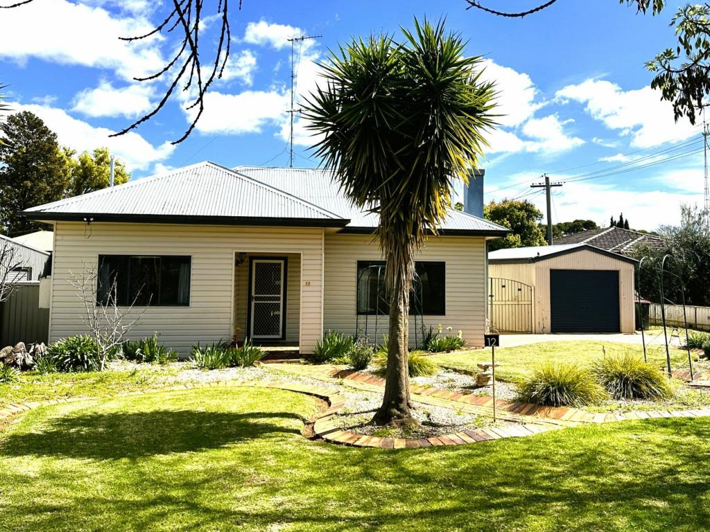 12 Wyangan Ave, Griffith, NSW 2680