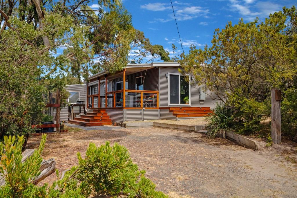 7 Graham Ave, Venus Bay, VIC 3956