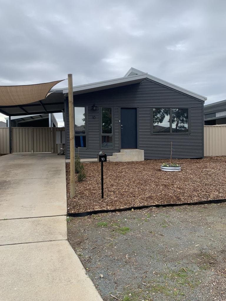 10 Strauss Ave, Shepparton, VIC 3630