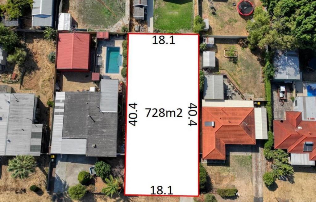 8 Worrall Ct, Orelia, WA 6167