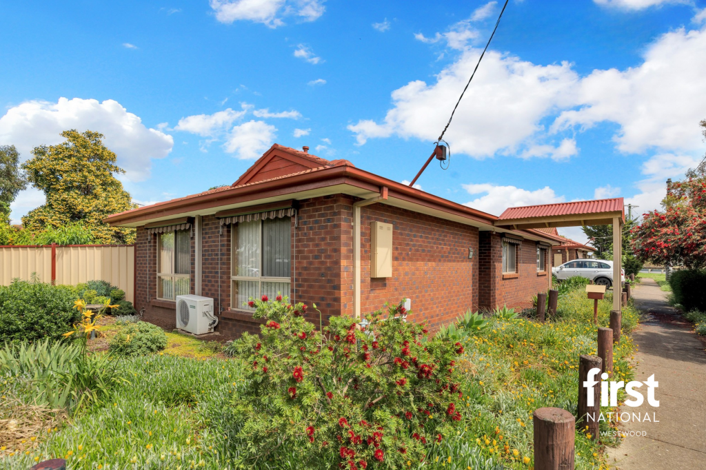 8 PRESIDENTS CT, WERRIBEE, VIC 3030
