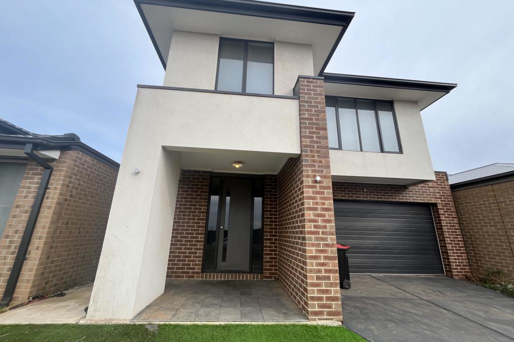 16 DANUBE ROAD RD, TRUGANINA, VIC 3029