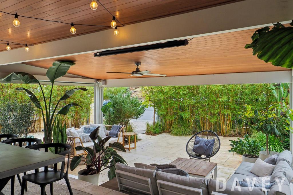 7b Andrew St, Scarborough, WA 6019