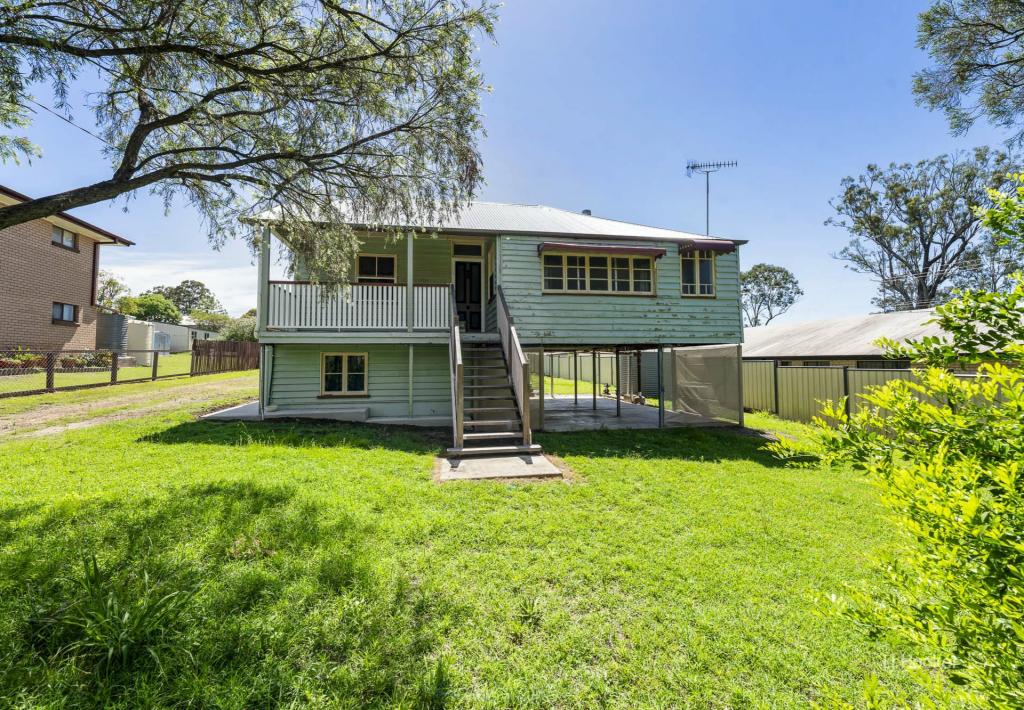 5 Edward St, Toogoolawah, QLD 4313
