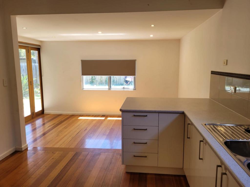 11 Mcleod Rd, Carrum, VIC 3197