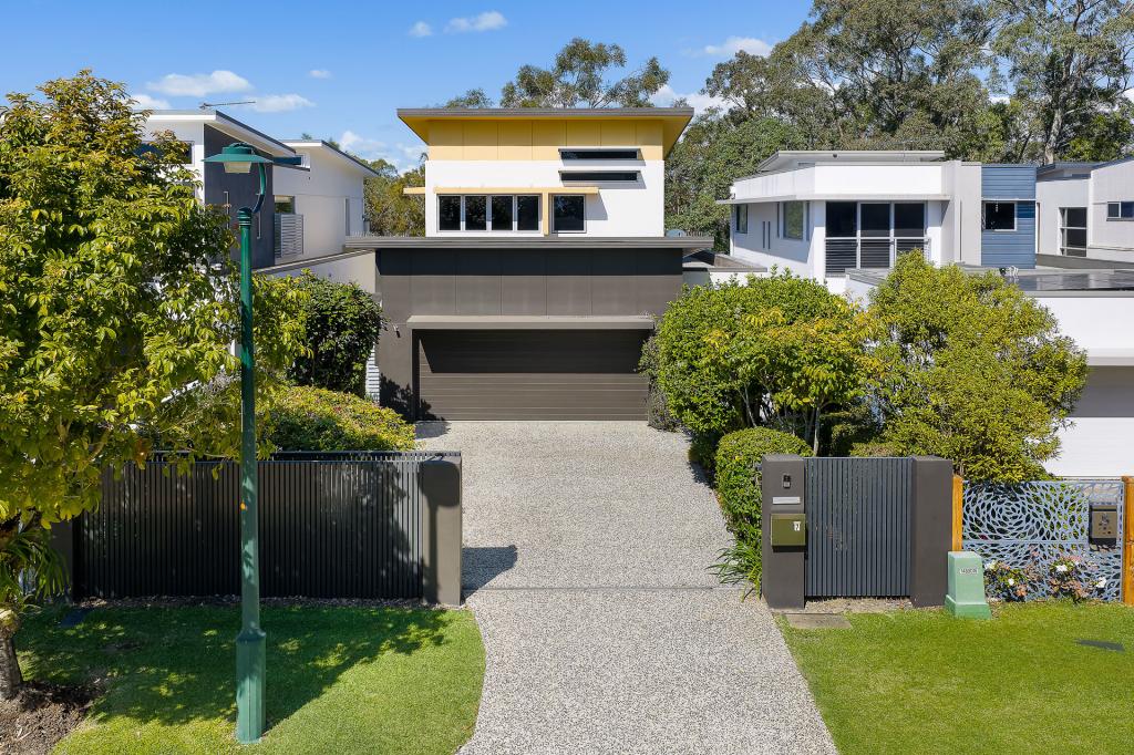 7 Tashey Ct, Bundall, QLD 4217