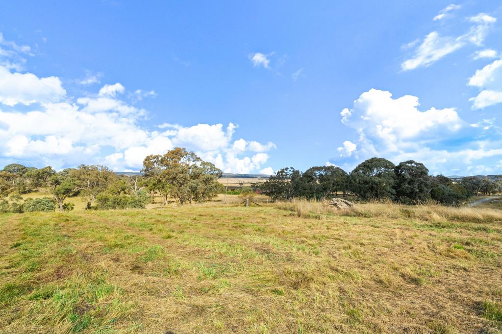 1215 Tallagandra Lane, Gundaroo, NSW 2620