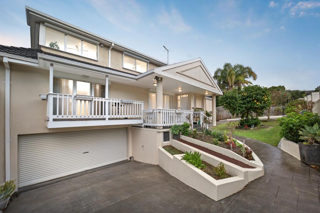 44 Grantchester Rd, Wheelers Hill, VIC 3150