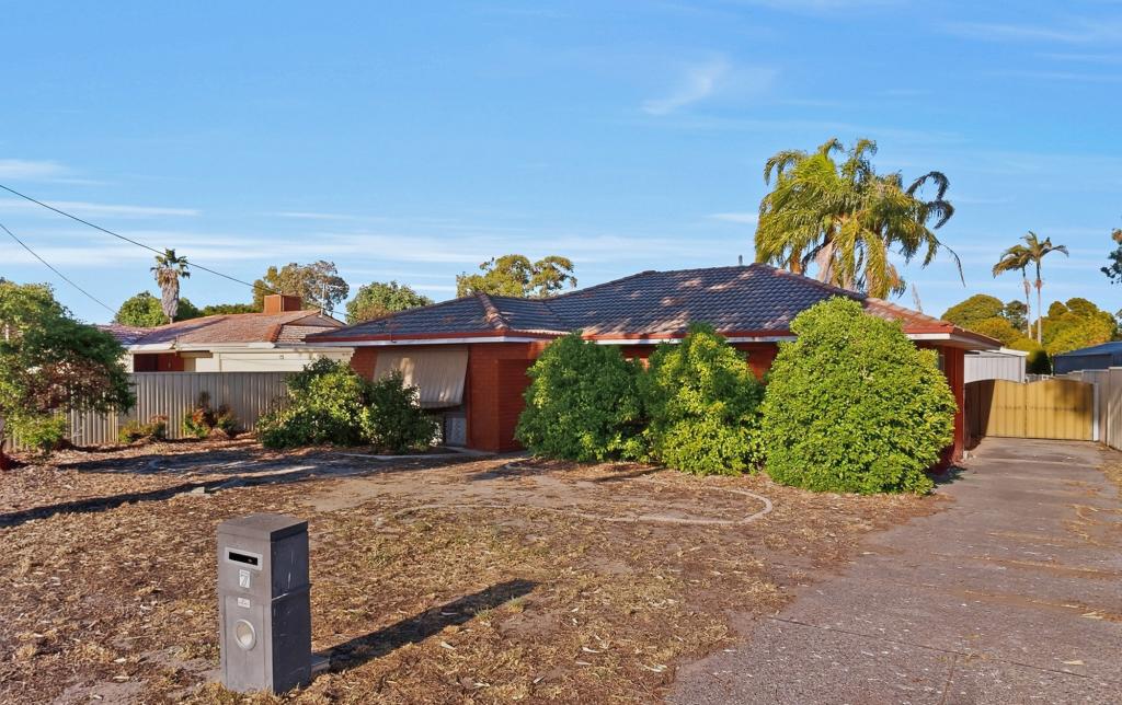 7 Gaskin Rd, Kenwick, WA 6107