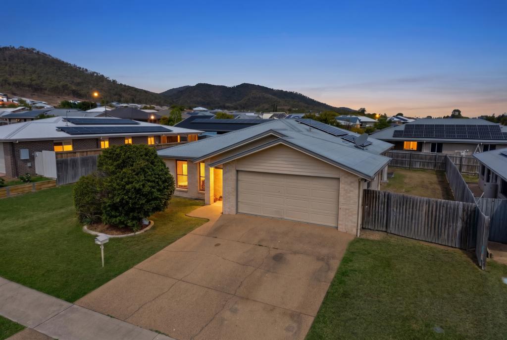 43 Geoff Wilson Dr, Norman Gardens, QLD 4701