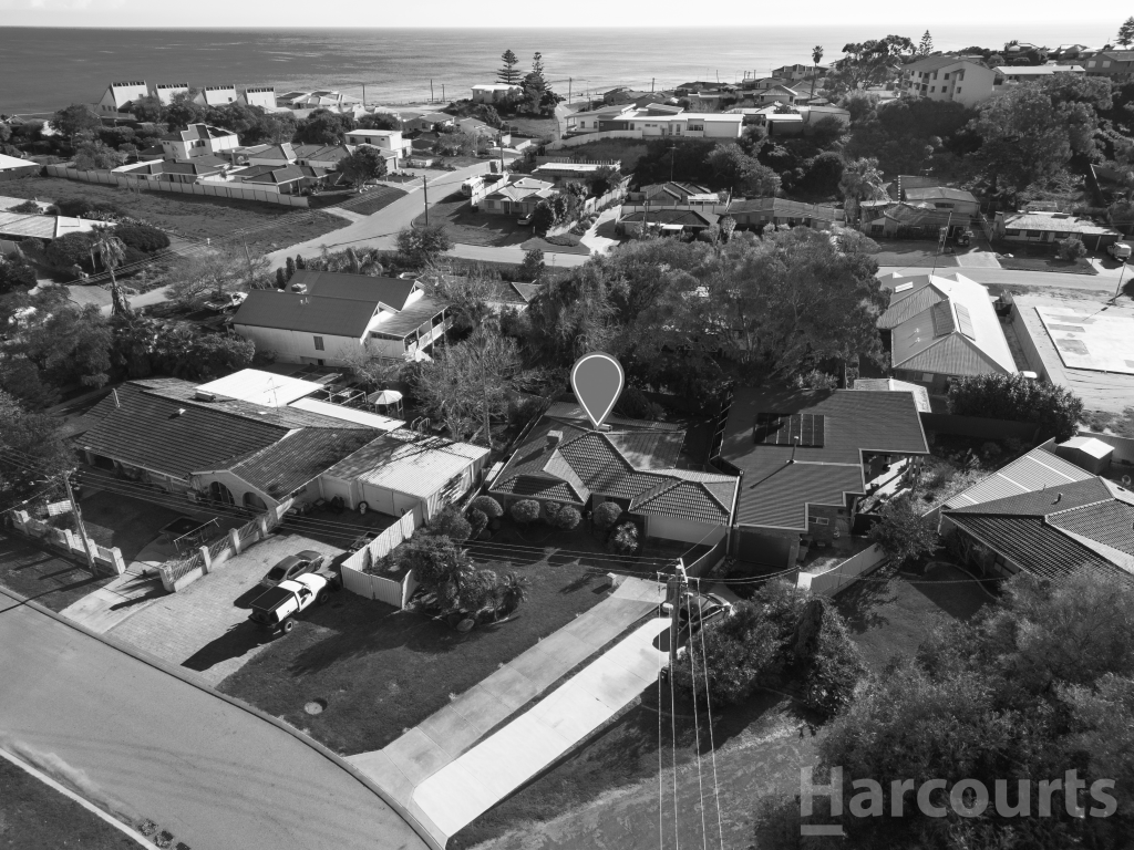 10b Rose St, Halls Head, WA 6210